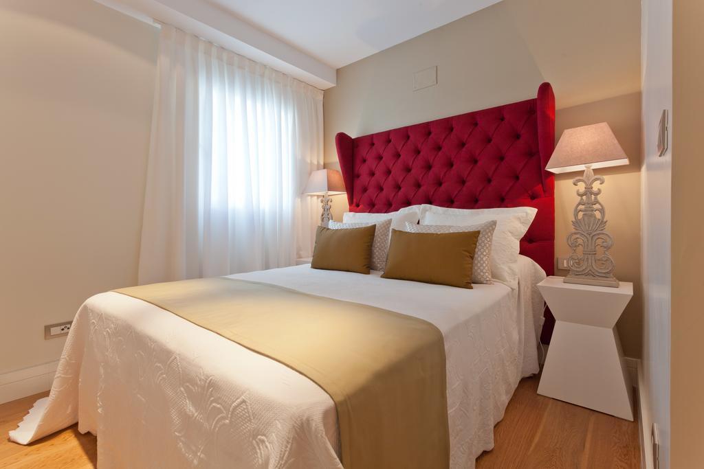 Club Calle Nueva Lofts
